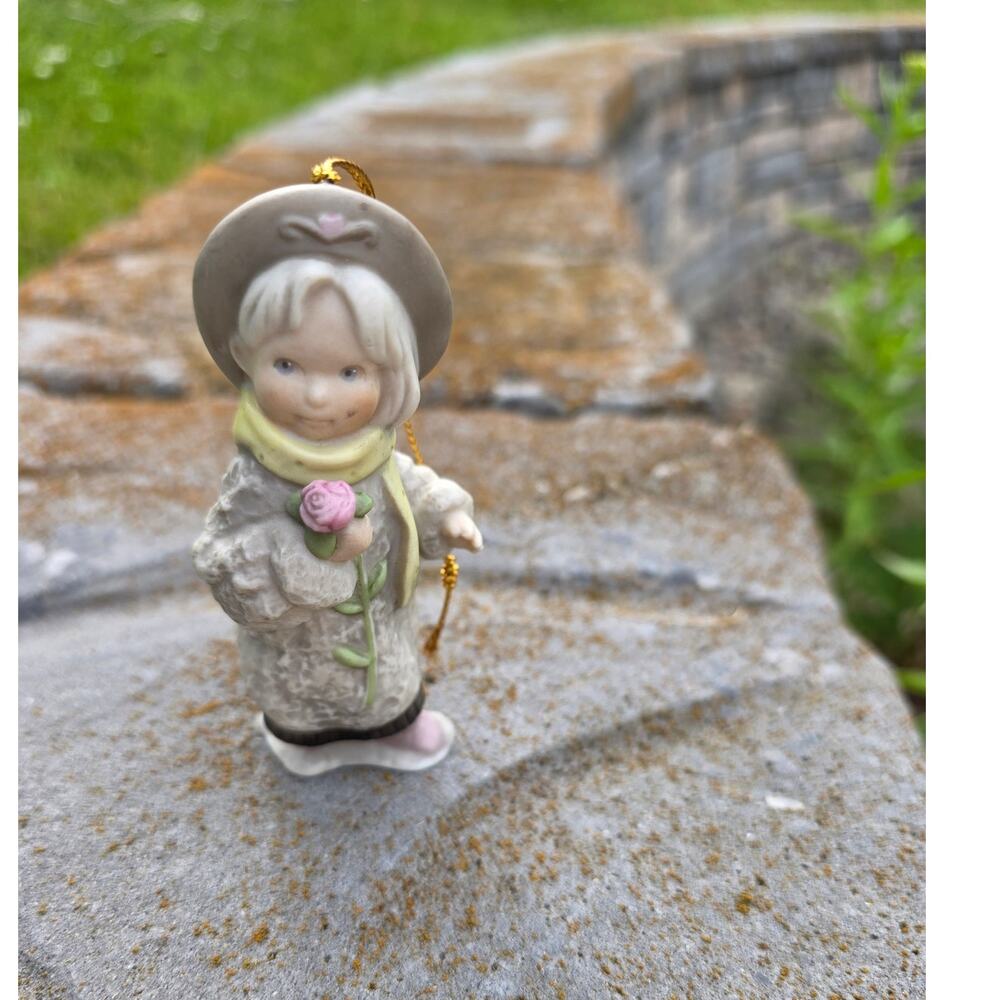Pretty as a Picture Collection 1996 Enesco Kim Anderson A Red Rose is For Love